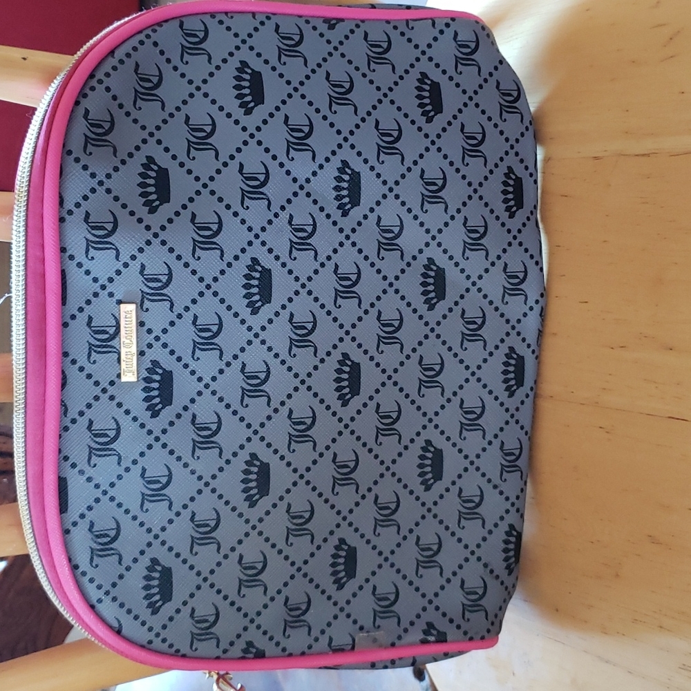 Juicy Couture travel hand bag